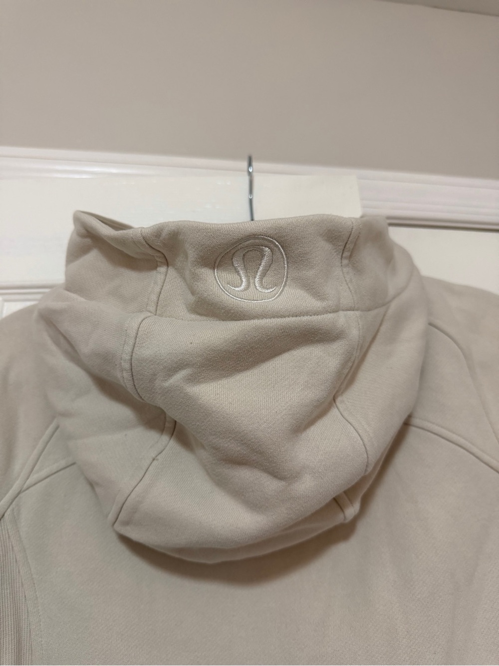 Lululemon Scuba Cream Zip-Up Hoodie Jacket Size 6 - Picture 6 of 6